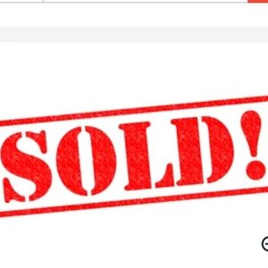 Small town bucket bag